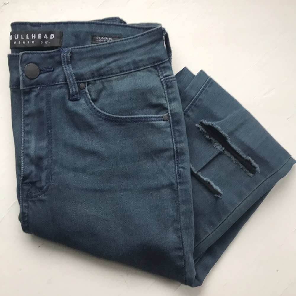 NWOT Bullhead High Rise Skinnies